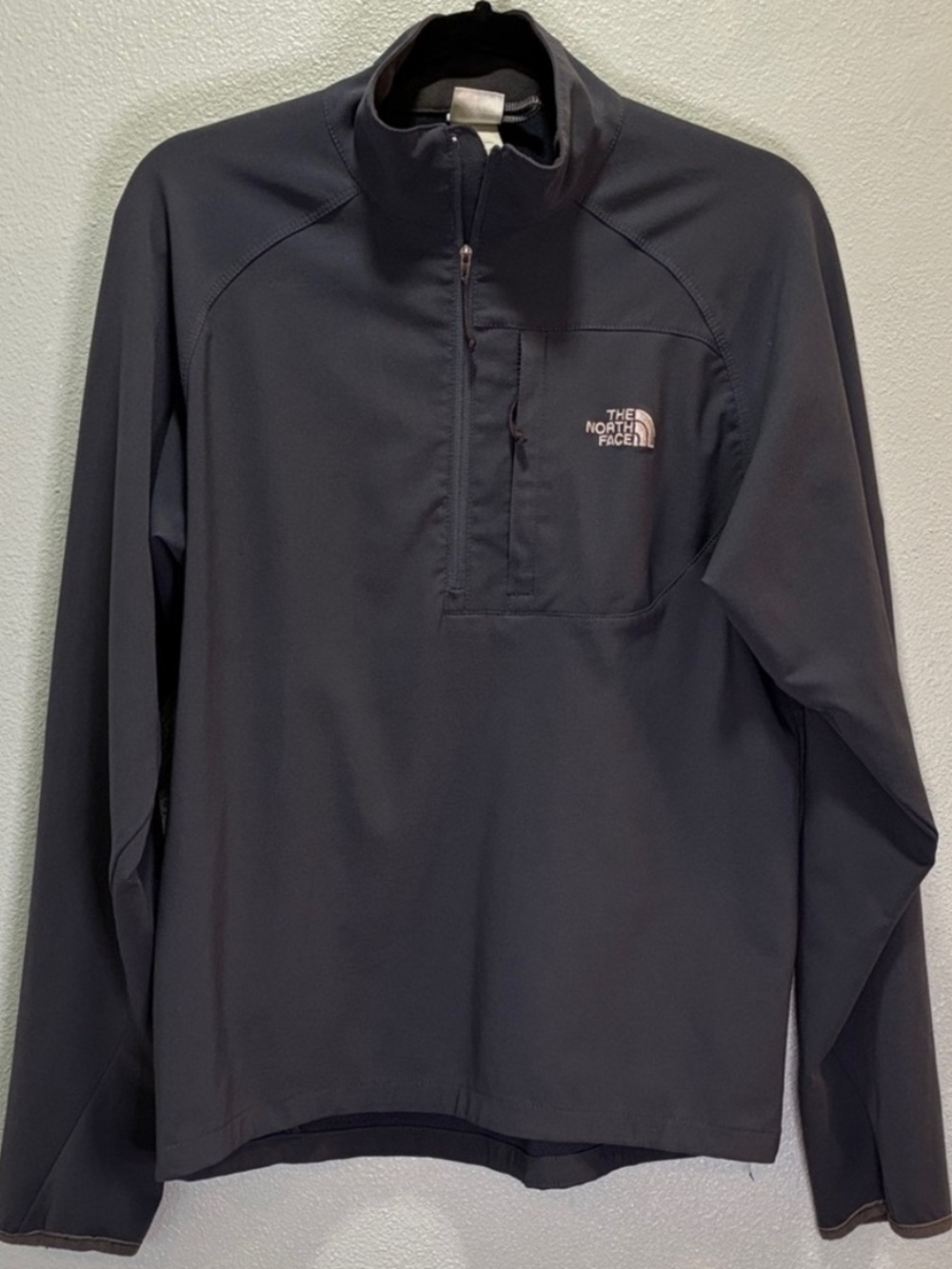 The North Face Black Quarter Zip Pullover Men’s Small Lightweight Hiking